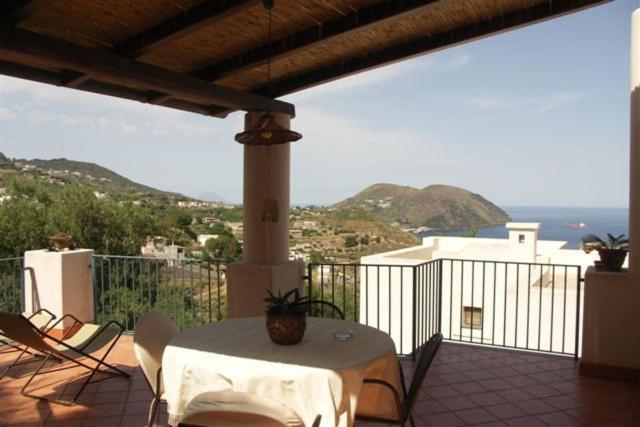 Villa Hermes Case Vacanza Lipari  Exterior photo